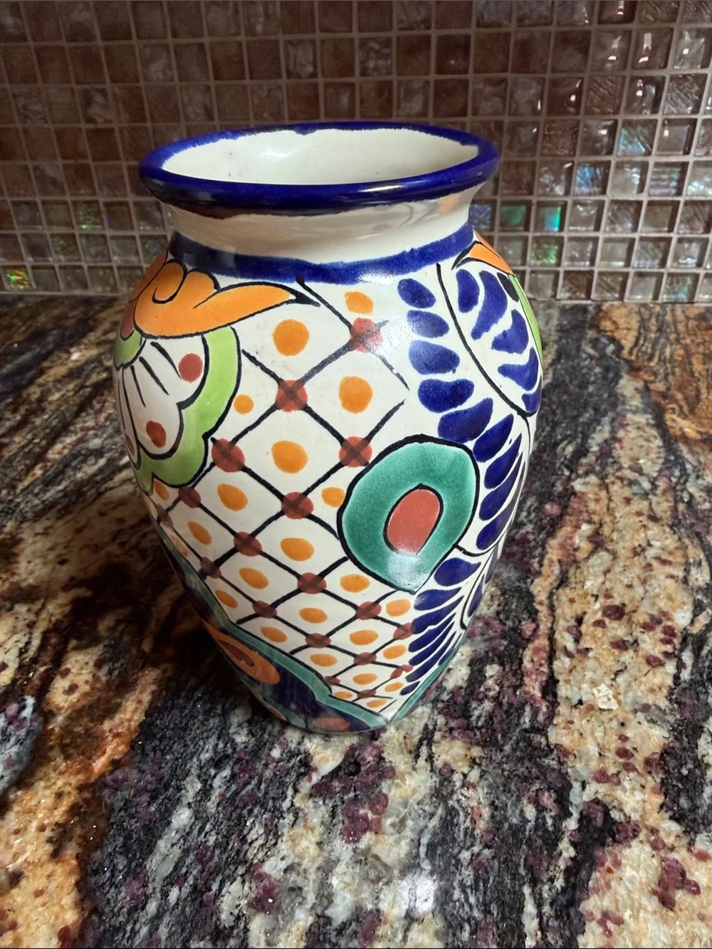 Signed vintage Mexican pottery vase hand-painted colorful 6 1/2” tall talavera - Picture 3 of 8